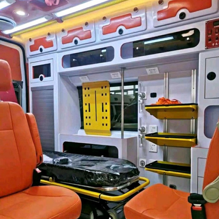 河东区街道长途救护车护送病人租赁价格